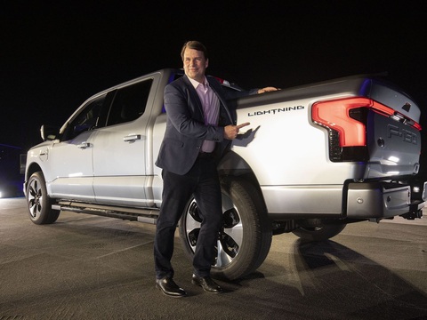 Pin xe điện ngày càng khổng lồ: CEO Ford cũng ngán - Ảnh 1. Pin xe điện ngày càng khổng lồ: CEO Ford cũng ngán - Ảnh 1.