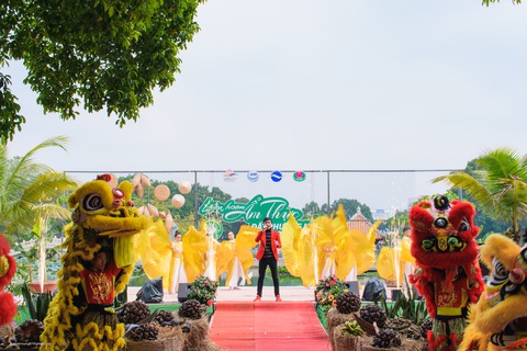 Liên hoan ‘Ẩm thực Hương sắc phương Nam’ tại công viên văn hóa Đầm Sen - Ảnh 1. Liên hoan ‘Ẩm thực Hương sắc phương Nam’ tại công viên văn hóa Đầm Sen - Ảnh 1.