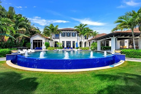Dân Trung Quốc kiện bang Florida về lệnh cấm mua nhà - Ảnh 1. Dân Trung Quốc kiện bang Florida về lệnh cấm mua nhà - Ảnh 1.