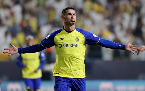 Ronaldo ghi bàn quyết định giúp Al Nassr thắng ngược Al Shabab - Ảnh 1. Ronaldo ghi bàn quyết định giúp Al Nassr thắng ngược Al Shabab - Ảnh 1.