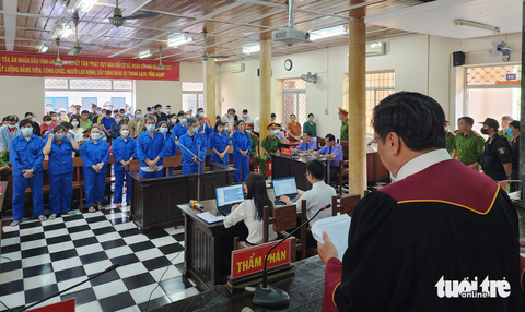 Người cầm đầu đường dây đánh đề nghìn tỉ lãnh 10 năm tù - Ảnh 1. Người cầm đầu đường dây đánh đề nghìn tỉ lãnh 10 năm tù - Ảnh 1.