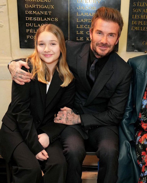 Con gái Beckham 11 tuổi vẫn không được trang điểm - Ảnh 2. Con gái Beckham 11 tuổi vẫn không được trang điểm - Ảnh 2.