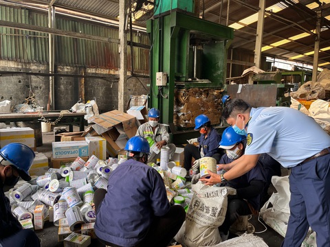 Tin tức sáng 25-5: Xuất khẩu gỗ sẽ còn giảm mạnh; Khắc phục ùn tắc cảng Trường Thọ - Ảnh 3. Tin tức sáng 25-5: Xuất khẩu gỗ sẽ còn giảm mạnh; Khắc phục ùn tắc cảng Trường Thọ - Ảnh 3.
