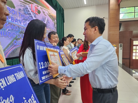 Bắt đầu chi tiền bồi thường tuyến đường kết nối sân bay Long Thành - Ảnh 2. Bắt đầu chi tiền bồi thường tuyến đường kết nối sân bay Long Thành - Ảnh 2.