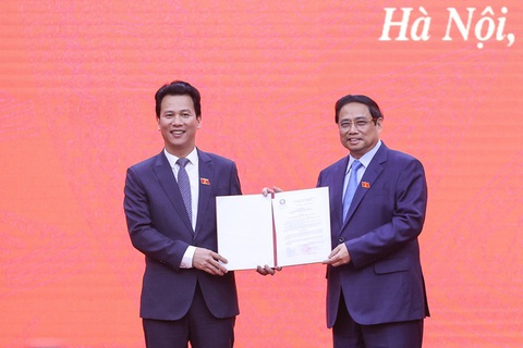 Tân bộ trưởng Tài nguyên và Môi trường nói gì khi nhậm chức? - Ảnh 1. Tân bộ trưởng Tài nguyên và Môi trường nói gì khi nhậm chức? - Ảnh 1.