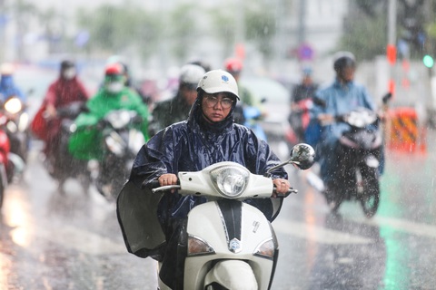 Thời tiết hôm nay 26-5: Nam Bộ có mưa vừa đến mưa to - Ảnh 1. Thời tiết hôm nay 26-5: Nam Bộ có mưa vừa đến mưa to - Ảnh 1.