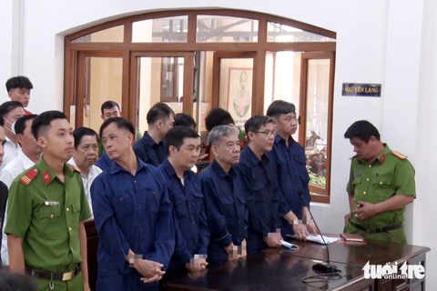 Khu dân cư Phước Thái: Nhiều cựu quan chức hầu tòa vì bồi thường khống gần 79 tỉ đồng - Ảnh 1. Khu dân cư Phước Thái: Nhiều cựu quan chức hầu tòa vì bồi thường khống gần 79 tỉ đồng - Ảnh 1.