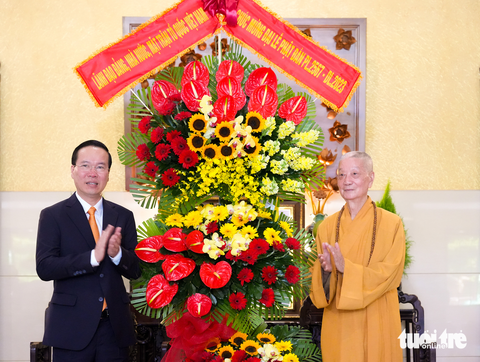 Chủ tịch nước Võ Văn Thưởng chúc mừng đại lễ Phật đản tại TP.HCM - Ảnh 2. Chủ tịch nước Võ Văn Thưởng chúc mừng đại lễ Phật đản tại TP.HCM - Ảnh 2.