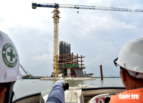 Trên công trường cầu Nhơn Trạch lớn nhất đường vành đai 3 TP.HCM - Ảnh 1. Trên công trường cầu Nhơn Trạch lớn nhất đường vành đai 3 TP.HCM - Ảnh 1.