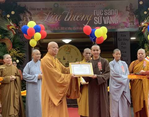 Khai mạc triển lãm cuộc đời, đạo nghiệp Bồ tát Thích Quảng Đức - Ảnh 3. Khai mạc triển lãm cuộc đời, đạo nghiệp Bồ tát Thích Quảng Đức - Ảnh 3.