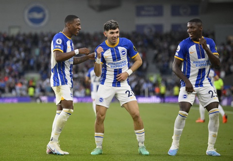 Brighton là vẻ đẹp của bóng đá - Ảnh 1. Brighton gặt hái thành công khó lý giải với dàn cầu thủ rất trẻ - Ảnh: REUTERS