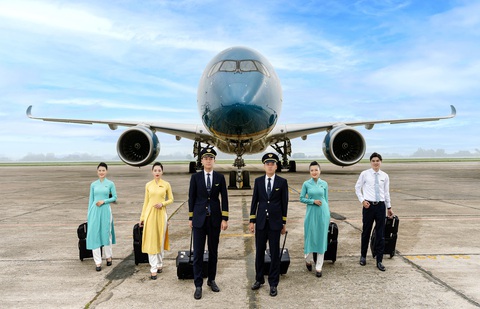 Vietnam Airlines với hành trình 30 năm vươn tầm khu vực và thế giới - Ảnh 1. Vietnam Airlines với hành trình 30 năm vươn tầm khu vực và thế giới - Ảnh 1.