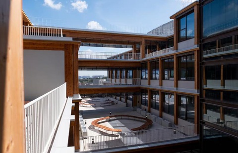 Tòa nhà gỗ lớn nhất châu Á ở Đại học Công nghệ Nanyang Singapore - Ảnh 2. Tòa nhà gỗ lớn nhất châu Á ở Đại học Công nghệ Nanyang Singapore - Ảnh 2.
