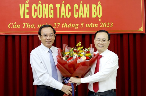 Ông Nguyễn Văn Hiếu làm bí thư Thành ủy Cần Thơ - Ảnh 2. Ông Nguyễn Văn Hiếu làm bí thư Thành ủy Cần Thơ - Ảnh 2.