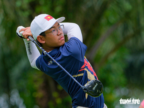 Đầu tư tốt, thể thao TP.HCM sẽ tăng tốc - Ảnh 4. Golfer Lê Khánh Hưng giành HCV SEA Games 32 đầy bất ngờ. Anh là một trong những VĐV tiêu biểu của thể thao TP.HCM tại đại hội - Ảnh: NAM TRẦN