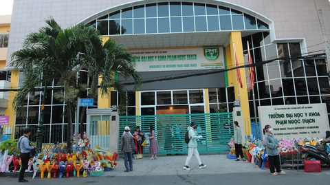 Học phí Trường đại học Y khoa Phạm Ngọc Thạch cao nhất 209 triệu đồng/năm - Ảnh 1. Học phí Trường đại học Y khoa Phạm Ngọc Thạch cao nhất 209 triệu đồng/năm - Ảnh 1.