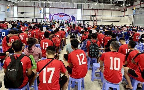 155 đội tham gia giải bóng đá phong trào lớn nhất Việt Nam - Ảnh 2. 155 đội tham gia giải bóng đá phong trào lớn nhất Việt Nam - Ảnh 2.