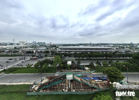 9 cầu bộ hành nối metro đến ngõ dân cư đang thi công ra sao? - Ảnh 4. 9 cầu bộ hành nối metro đến ngõ dân cư đang thi công ra sao? - Ảnh 4.