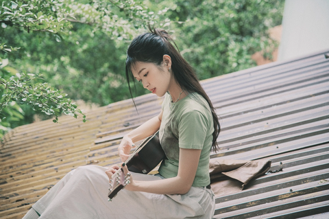Suni Hạ Linh tung MV sau 4 năm vắng bóng - Ảnh 3. Suni Hạ Linh tung MV sau 4 năm vắng bóng - Ảnh 3.