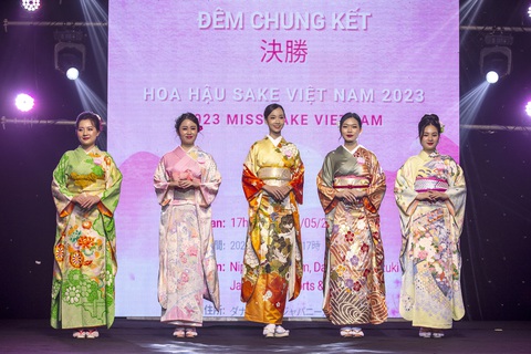Hoa hậu Sake Việt Nam 2023 là cô gái Hà Nội sắp bảo vệ luận án tiến sĩ - Ảnh 5. Hoa hậu Sake Việt Nam 2023 là cô gái Hà Nội sắp bảo vệ luận án tiến sĩ - Ảnh 5.