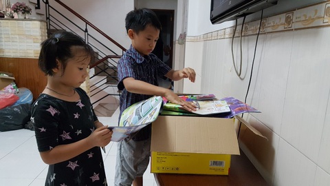 Thể hiện tinh thần tiêu dùng xanh tại phiên chợ đồ cũ, đồ tái chế Hành động xanh - Ảnh 4. Thể hiện tinh thần tiêu dùng xanh tại phiên chợ đồ cũ, đồ tái chế Hành động xanh - Ảnh 4.