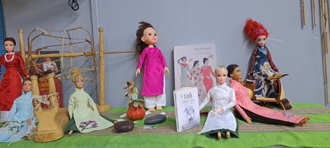 Thể hiện tinh thần tiêu dùng xanh tại phiên chợ đồ cũ, đồ tái chế Hành động xanh - Ảnh 5. Thể hiện tinh thần tiêu dùng xanh tại phiên chợ đồ cũ, đồ tái chế Hành động xanh - Ảnh 5.