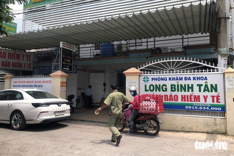 Khám xét nhiều cơ sở khám chữa bệnh bán giấy chứng nhận nghỉ, hưởng bảo hiểm xã hội - Ảnh 2. Khám xét nhiều cơ sở khám chữa bệnh bán giấy chứng nhận nghỉ, hưởng bảo hiểm xã hội - Ảnh 2.