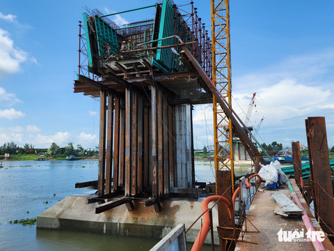 Cầu Châu Đốc thi công vượt tiến độ gần 10% khối lượng - Ảnh 3. Cầu Châu Đốc thi công vượt tiến độ gần 10% khối lượng - Ảnh 3.