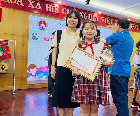 Quán quân nhí cuộc thi năng khiếu tin học mơ thành lập trình viên Google - Ảnh 2. Quán quân nhí cuộc thi năng khiếu tin học mơ thành lập trình viên Google - Ảnh 2.