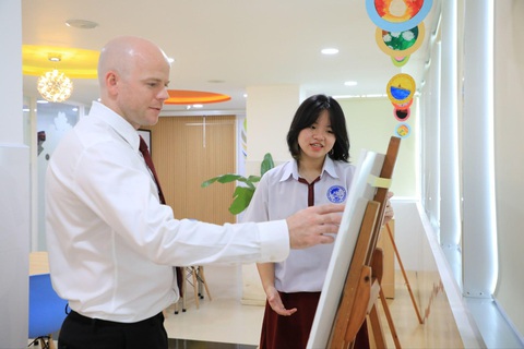 96% học sinh Asian School miễn thi ngoại ngữ THPT 2023 - Ảnh 2. 96% học sinh Asian School miễn thi ngoại ngữ THPT 2023 - Ảnh 2.