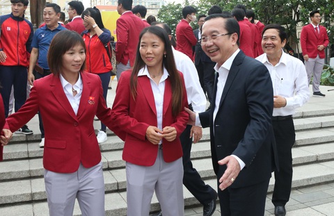 HLV, VĐV TP.HCM được thưởng lớn sau SEA Games 32 - Ảnh 3. HLV, VĐV TP.HCM được thưởng lớn sau SEA Games 32 - Ảnh 3.