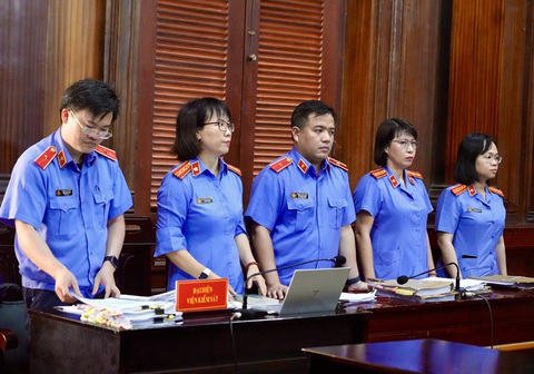 Cựu chủ tịch Tổng công ty Công nghiệp Sài Gòn Chu Tiến Dũng bị đề nghị 7-8 năm tù - Ảnh 3. Cựu chủ tịch Tổng công ty Công nghiệp Sài Gòn Chu Tiến Dũng bị đề nghị 7-8 năm tù - Ảnh 3.