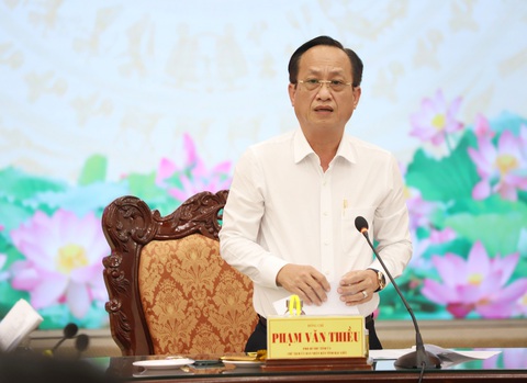 Chủ tịch tỉnh Bạc Liêu: các ngành thẩm định gì mà lâu như thế? - Ảnh 1. Chủ tịch tỉnh Bạc Liêu: các ngành thẩm định gì mà lâu như thế? - Ảnh 1.