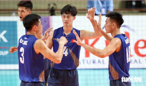 Tuyển bóng chuyền Việt Nam thua ngược Thái Lan 1-3 ở SEA Games 32 - Ảnh 10. Tuyển bóng chuyền Việt Nam thua ngược Thái Lan 1-3 ở SEA Games 32 - Ảnh 10.
