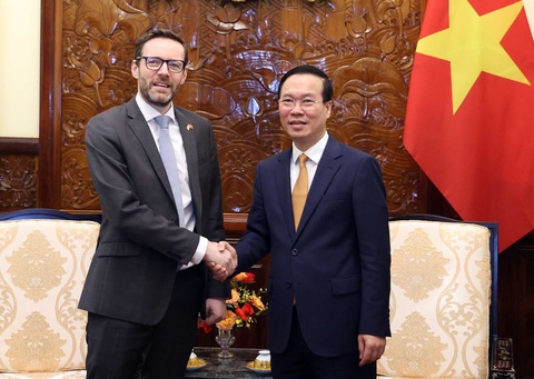 Tin tức sáng 4-5: Chủ tịch nước lên đường tham dự lễ đăng quang của Nhà vua Anh Charles III - Ảnh 1. Tin tức sáng 4-5: Chủ tịch nước lên đường tham dự lễ đăng quang của Nhà vua Anh Charles III - Ảnh 1.