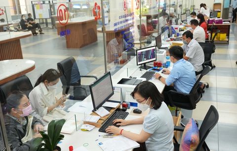 Đề xuất bỏ thi tin học khi tuyển dụng công chức, viên chức - Ảnh 1. Đề xuất bỏ thi tin học khi tuyển dụng công chức, viên chức - Ảnh 1.