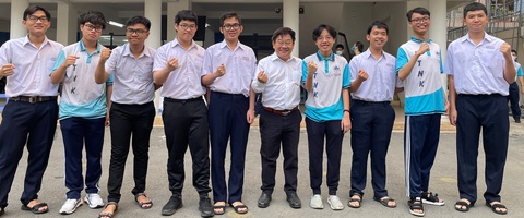 Trường phổ thông Năng khiếu mở cổng đăng ký tuyển sinh lớp 10 - Ảnh 1. Trường phổ thông Năng khiếu mở cổng đăng ký tuyển sinh lớp 10 - Ảnh 1.