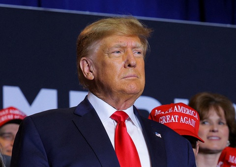 Ông Trump yêu cầu tòa liên bang tiếp nhận án hình sự ở New York - Ảnh 1. Ông Trump yêu cầu tòa liên bang tiếp nhận án hình sự ở New York - Ảnh 1.