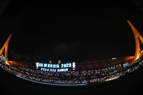 Đài đuốc bùng cháy, SEA Games 32 chính thức khai mạc - Ảnh 16. Đài đuốc bùng cháy, SEA Games 32 chính thức khai mạc - Ảnh 16.