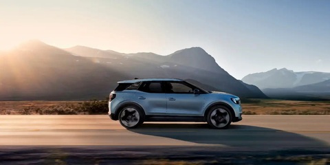 Ford úp mở Explorer thuần điện với 3 hàng ghế hoàn chỉnh - Ảnh 3. Ford úp mở Explorer thuần điện với 3 hàng ghế hoàn chỉnh - Ảnh 3.