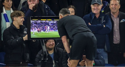 Man Utd thua Brighton ở phút 90+9 - Ảnh 2. Man Utd thua Brighton ở phút 90+9 - Ảnh 2.