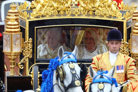 Lễ đăng quang lịch sử của Vua Charles III - Ảnh 2. Lễ đăng quang lịch sử của Vua Charles III - Ảnh 2.