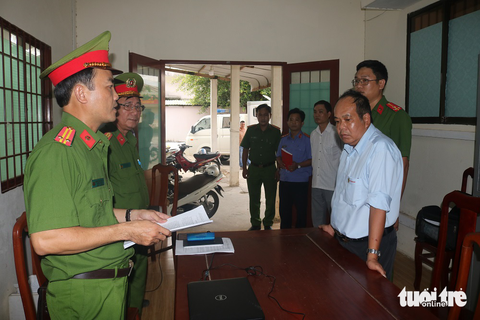 Bắt cựu phó giám đốc quỹ tín dụng ký duyệt cho vay khống - Ảnh 1. Bắt cựu phó giám đốc quỹ tín dụng ký duyệt cho vay khống - Ảnh 1.
