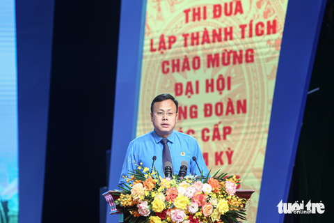 Nảy ý tưởng sáng tạo trước cảnh công nhân vất vả bê đồ - Ảnh 2. Nảy ý tưởng sáng tạo trước cảnh công nhân vất vả bê đồ - Ảnh 2.