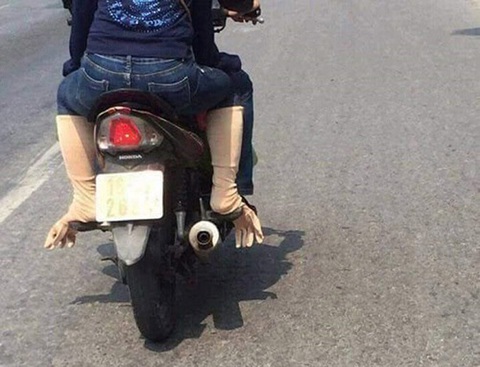 Lận lưng 9 bí kíp chống nắng bá đạo của hội thích đi dạo - Ảnh 2. Lận lưng 9 bí kíp chống nắng bá đạo của hội thích đi dạo - Ảnh 2.