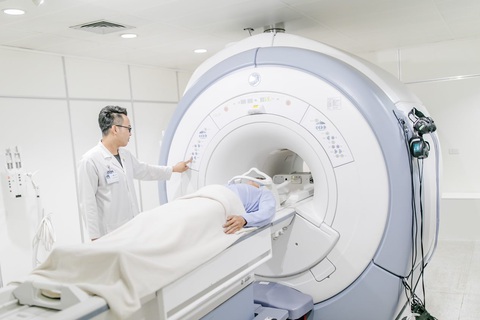Y khoa Hoàn Mỹ: hành trình lớn lên từ một ước mơ - Ảnh 1. Y khoa Hoàn Mỹ: hành trình lớn lên từ một ước mơ - Ảnh 1.