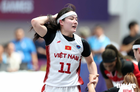 Những khoảnh khắc ấn tượng của bóng rổ nữ Việt Nam - Ảnh 4. Những khoảnh khắc ấn tượng của bóng rổ nữ Việt Nam - Ảnh 4.
