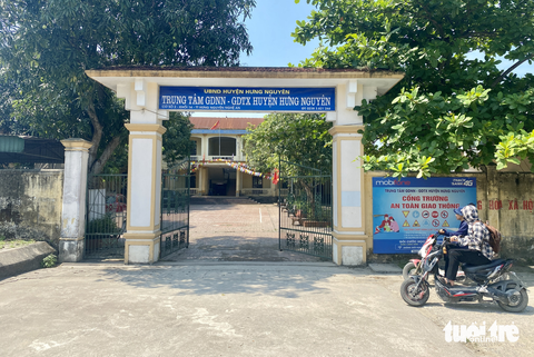 Vụ cô giáo bị tuyên 5 năm tù: Thường trực Tỉnh ủy yêu cầu báo cáo - Ảnh 1. Vụ cô giáo bị tuyên 5 năm tù: Thường trực Tỉnh ủy yêu cầu báo cáo - Ảnh 1.