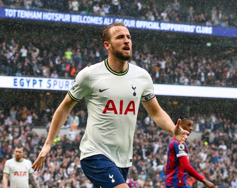 Harry Kane trở thành tay săn bàn thứ hai trong lịch sử Premier League - Ảnh 1. Harry Kane trở thành cầu thủ ghi bàn nhiều thứ hai trong lịch sử Premier League - Ảnh: GETTY IMAGES
