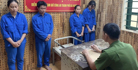 Hơn 3.000 người sập bẫy lừa trúng thưởng thực phẩm chức năng - Ảnh 1. Hơn 3.000 người sập bẫy lừa trúng thưởng thực phẩm chức năng - Ảnh 1.